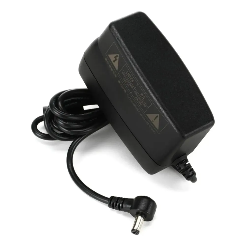 ADE95100LUP3OP1 Eliminador 100/240V 9.5V ADE95100LU CASIO