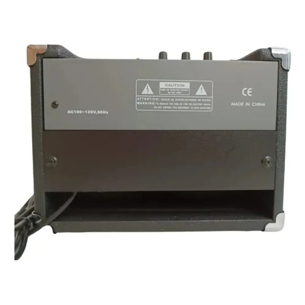 BA15 Amplificador para Bajo Electrico DANWOOD
