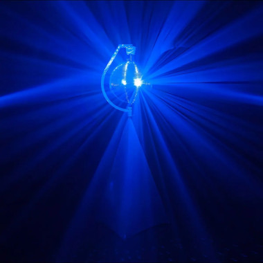 Es el accesorio perfecto para crear un auténtico ambiente disco en fiestas, eventos y montajes profesionales.